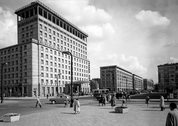 Ulica Krucza - Grand Hotel (1963)