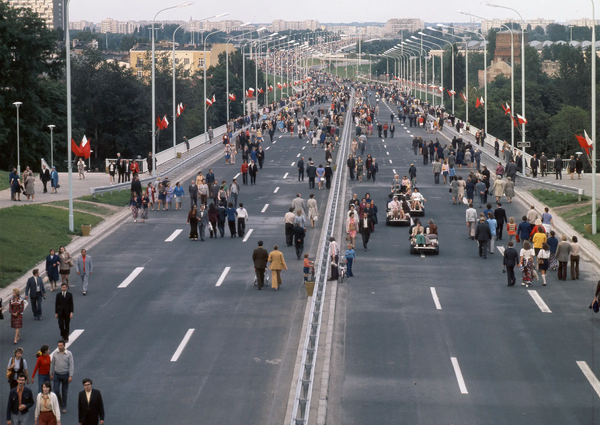 Warszawa, 22.07.1974 r. Otwarcie Trasy Lazienkowskiej. Fot. Zbyszko Siemaszko/FORUM
